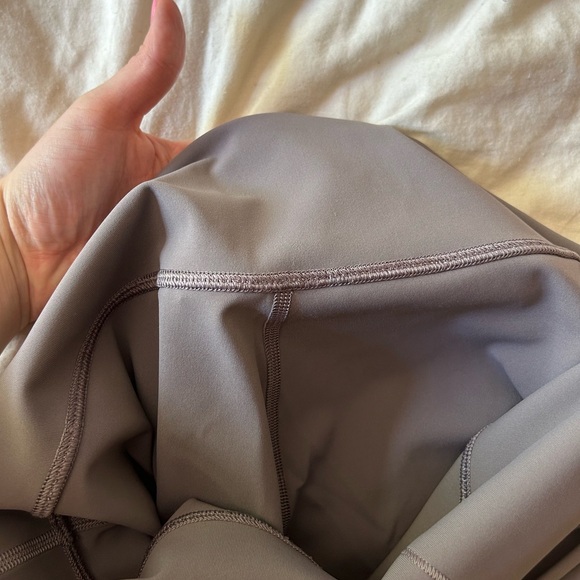 Lululemon Purple Scalloped Cropped Align High Rise Leggings - Picture 7 of 7